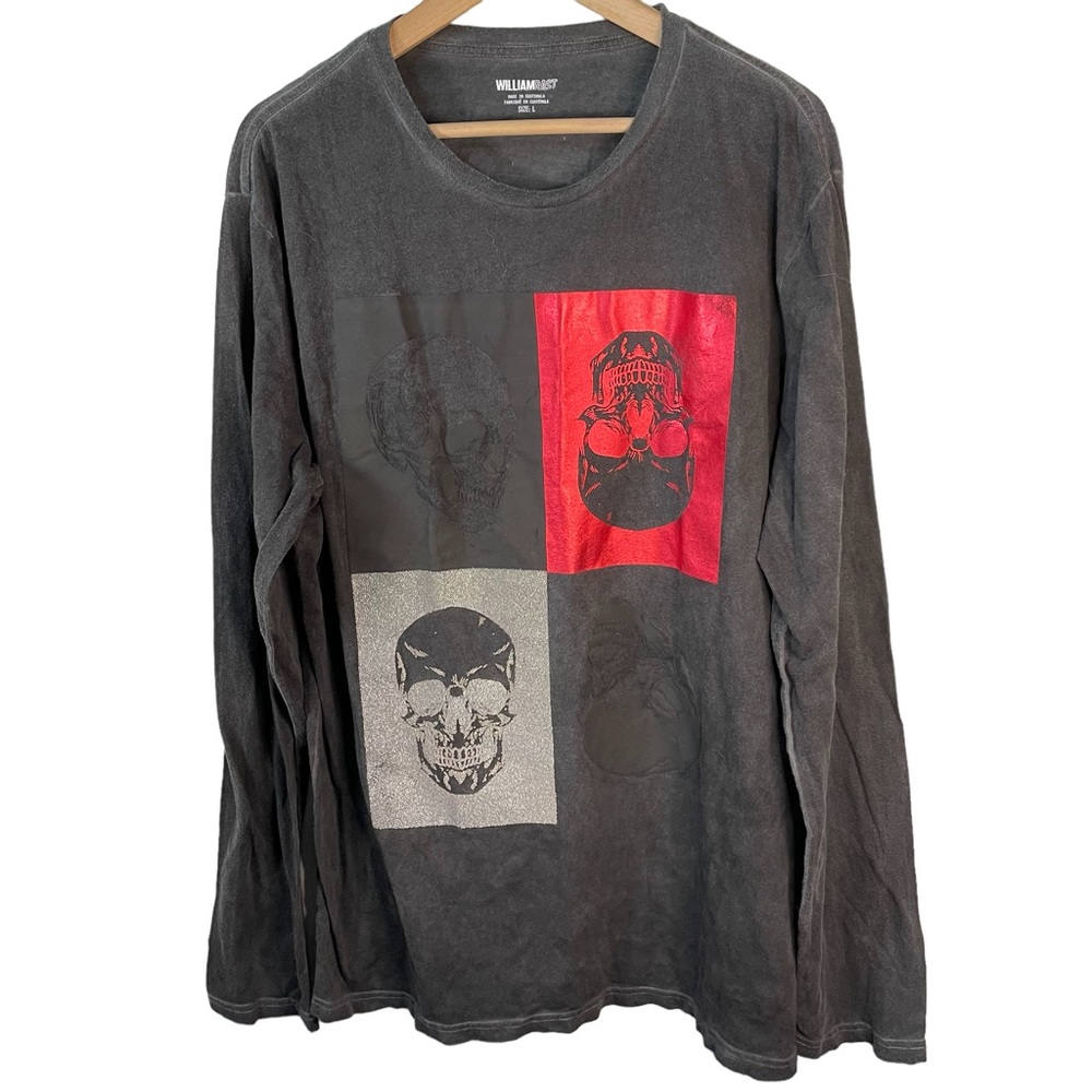 William Rast Skulls Long Sleeve Shirt Size Large Goth Rock Gray Red Graphic Tee